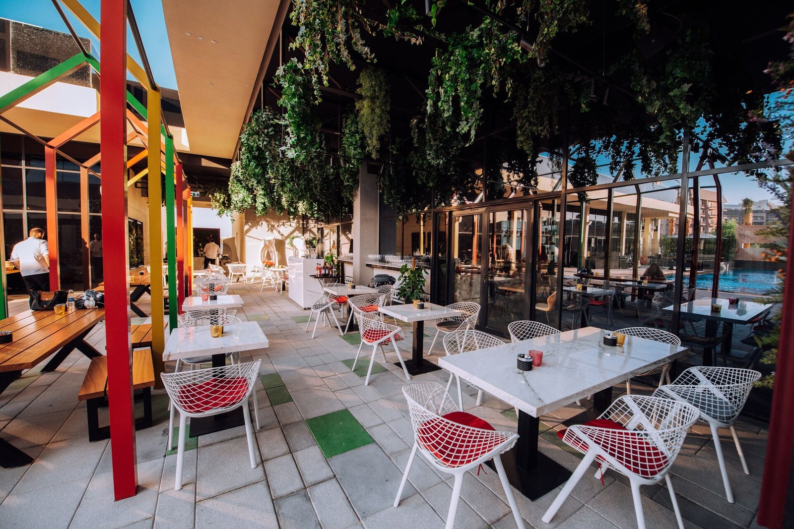 Studio One Hotel, eat & drink