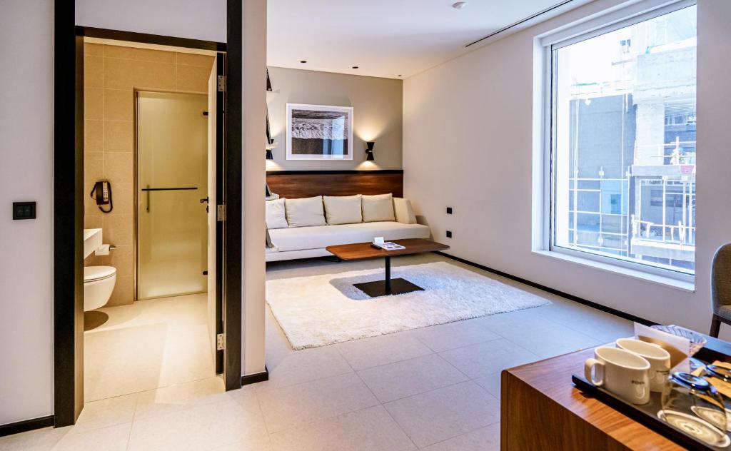 FORM Hotel Dubai, a member of Design HotelsTM, rooms