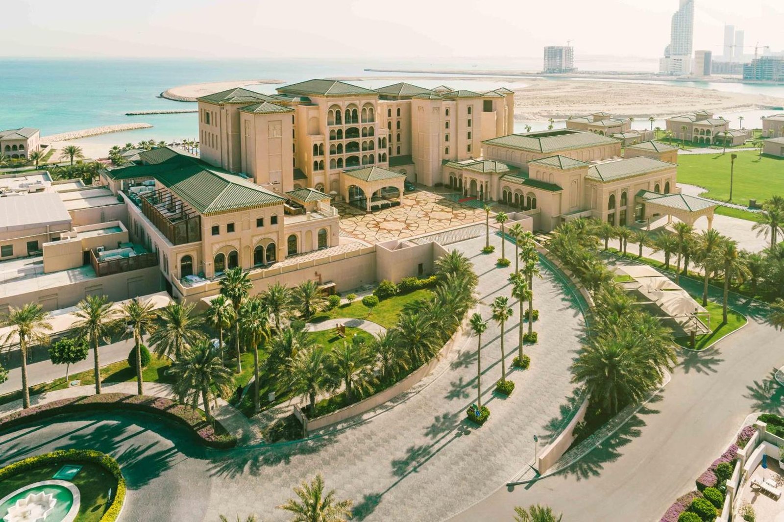 Royal Saray Resort, backstory