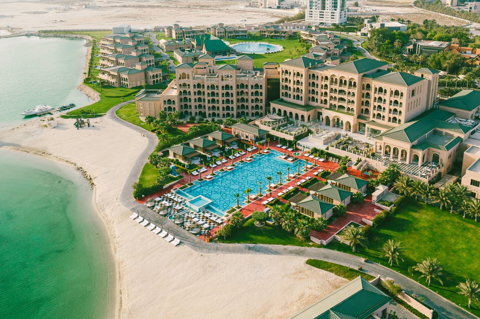 Royal Saray Resort, backstory