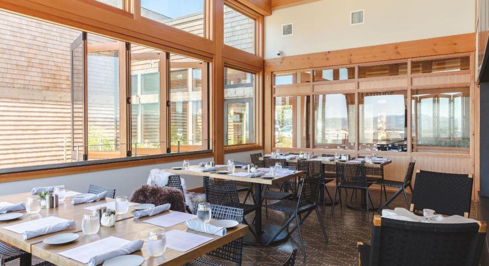 Headlands Coastal Lodge & Spa, meridian restaurant & bar