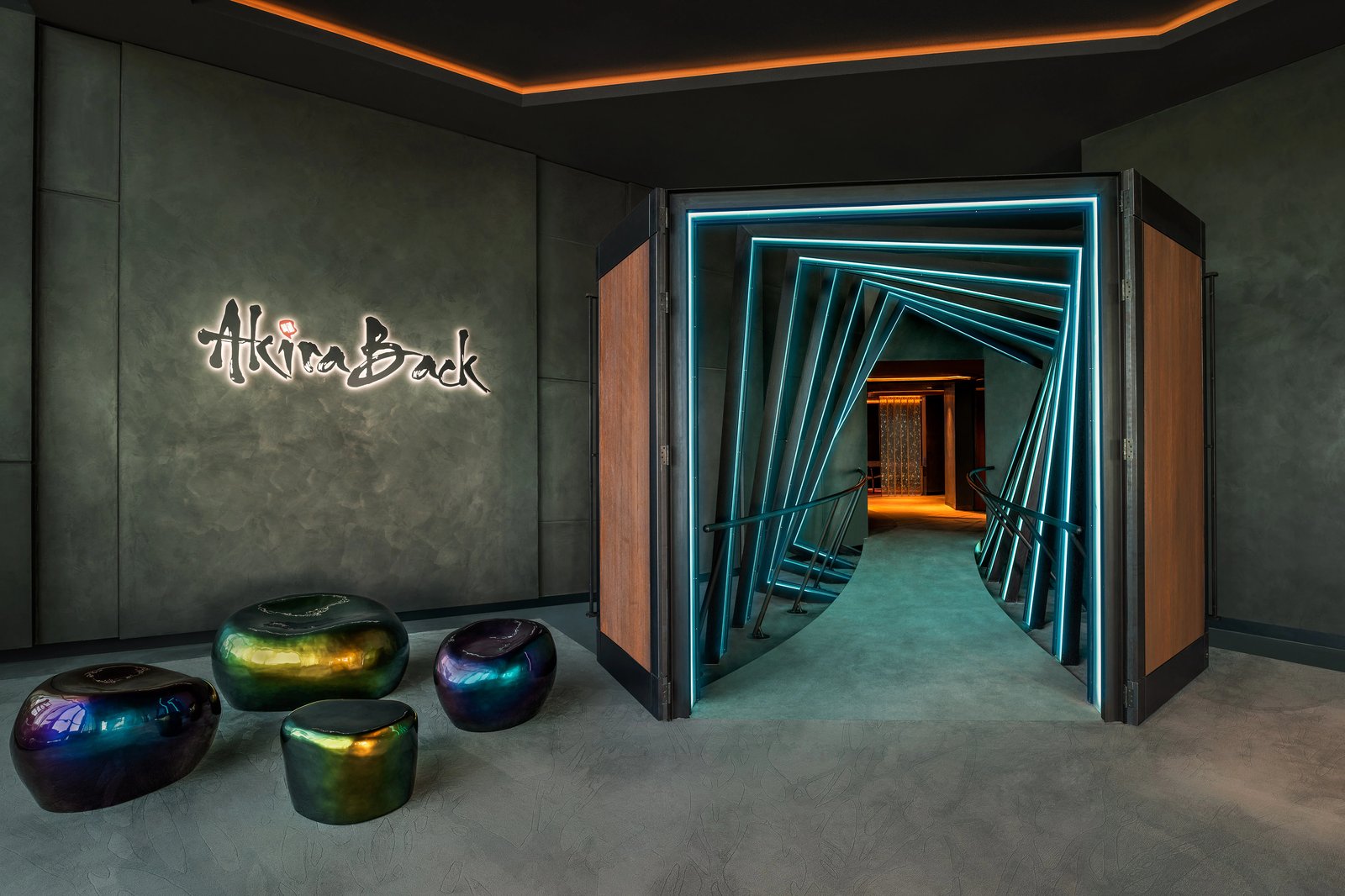 W Dubai - The Palm, eat & drink