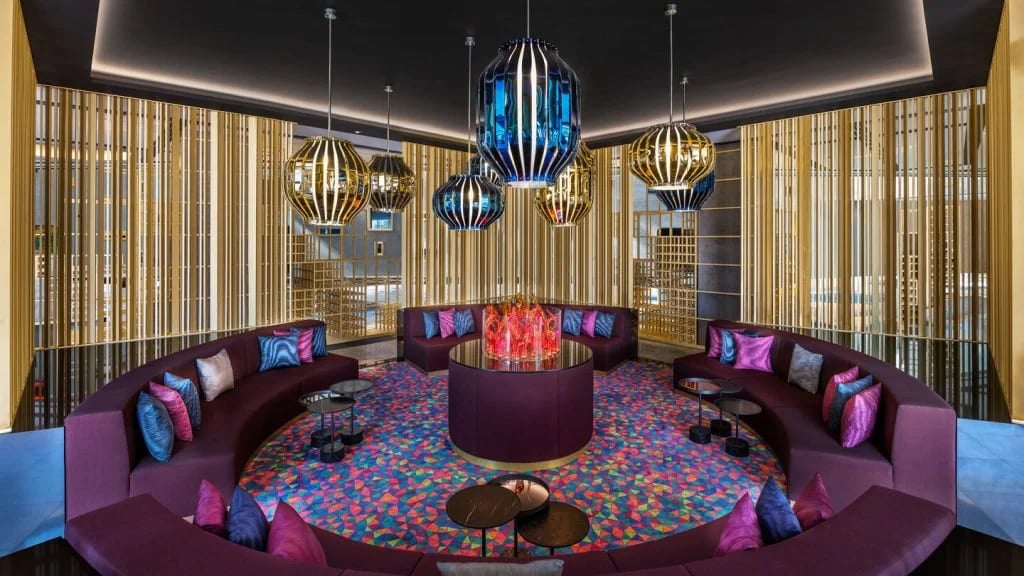 W Dubai - The Palm, vibe
