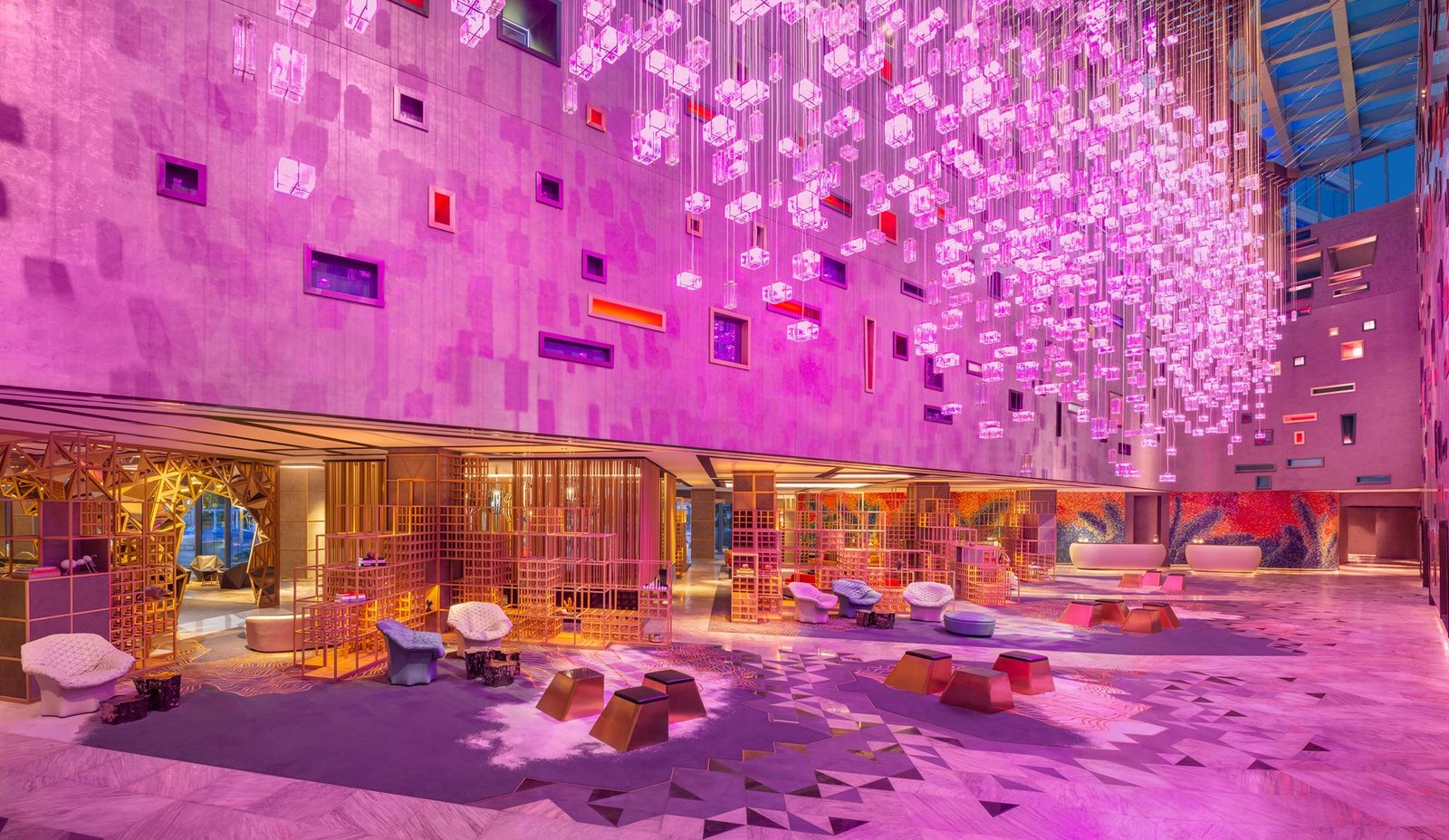 W Dubai - The Palm, vibe
