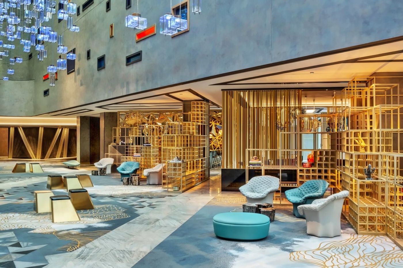 W Dubai - The Palm, vibe