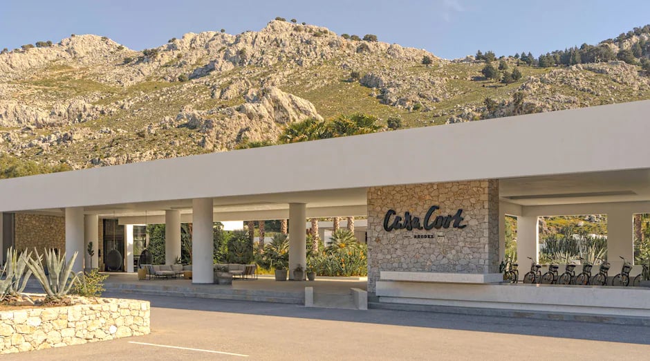 Casa Cook Rhodes, backstory
