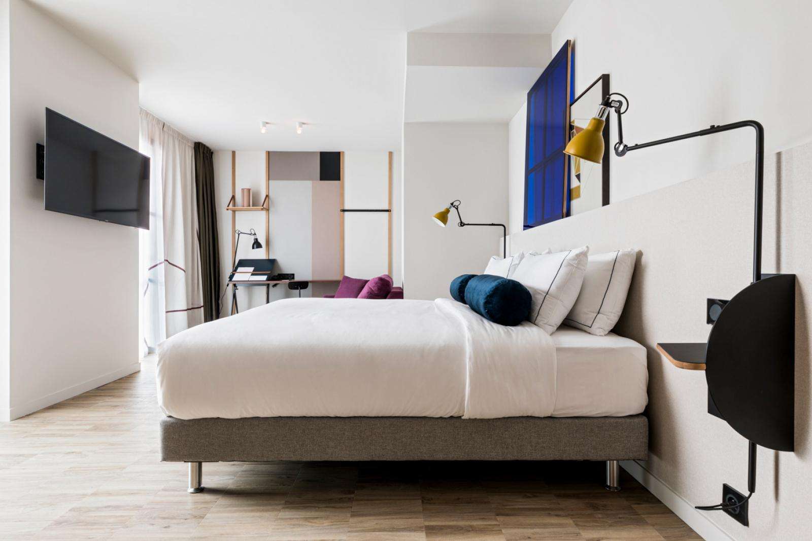 Le Grand Quartier — rooms