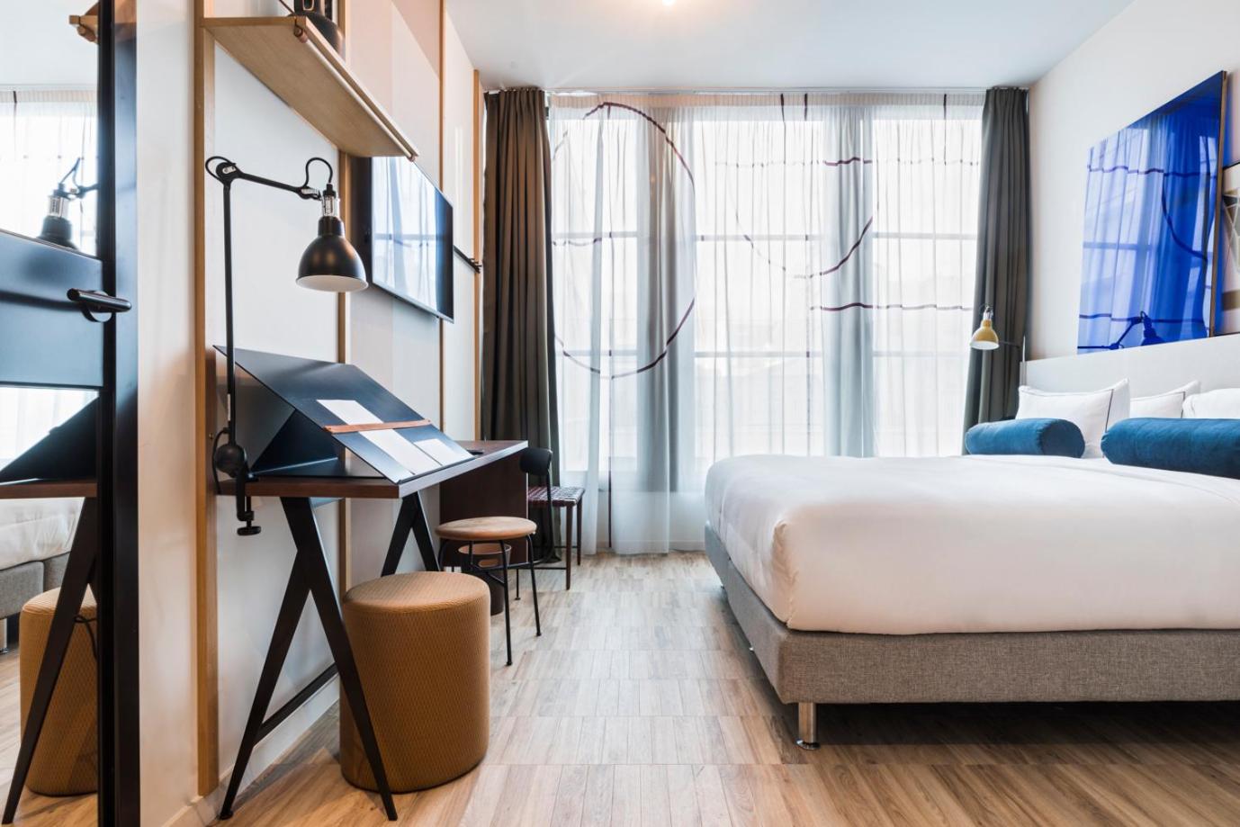 Le Grand Quartier — rooms