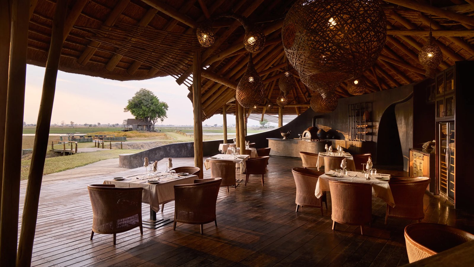 Eagle Island Lodge