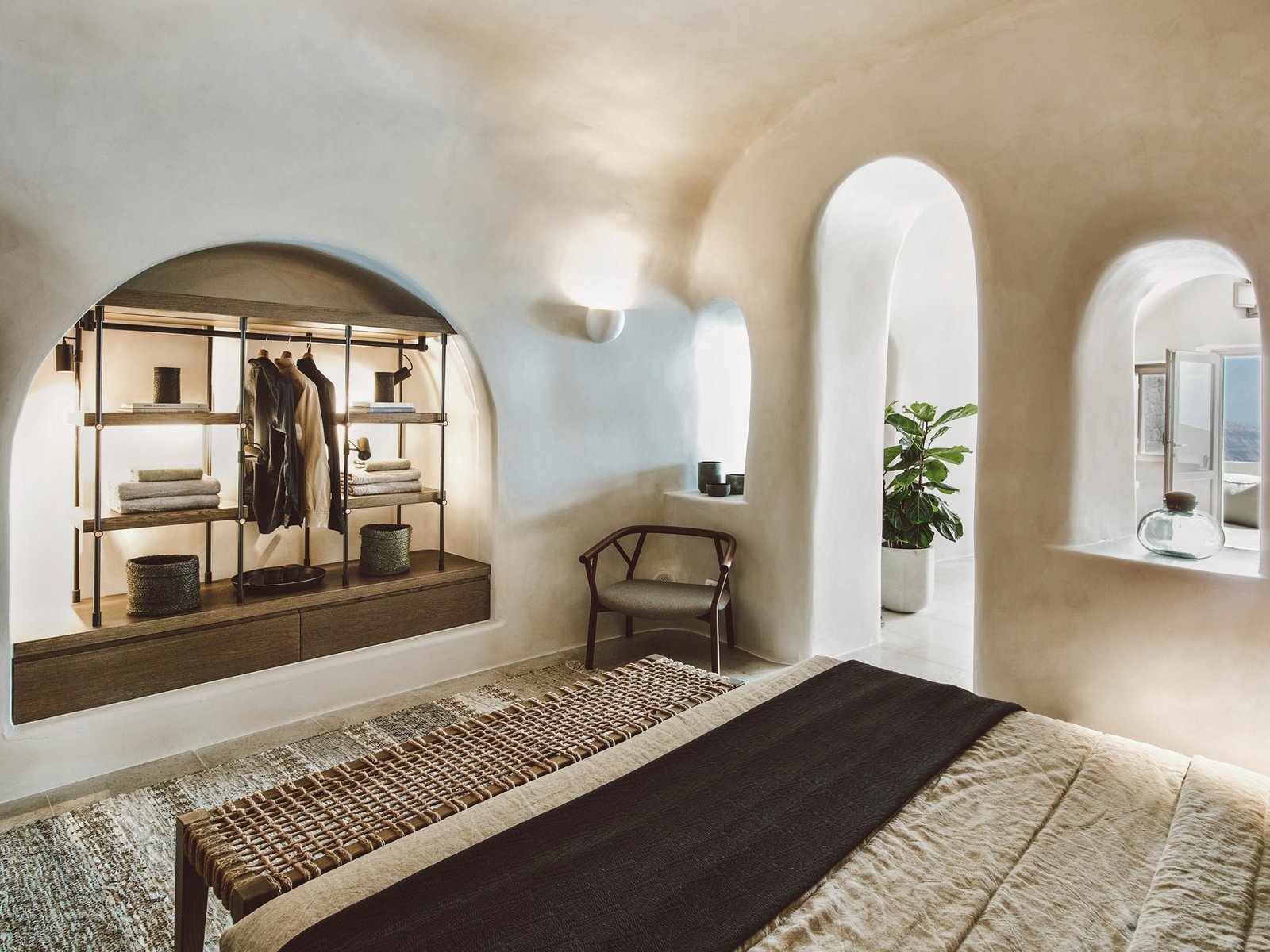 Vora, rooms