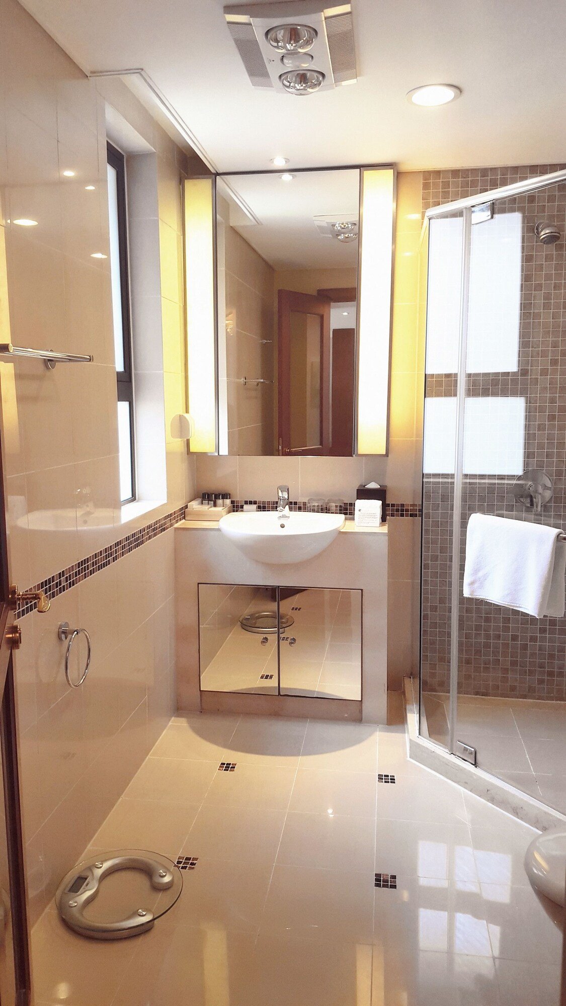 Lanson Place Jin Qiao Service Residences, rooms