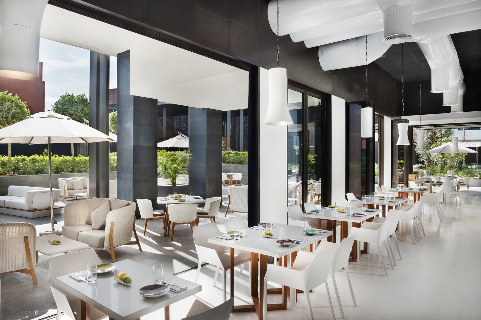 La Ville Hotel & Suites CITY WALK, Dubai, Autograph Collection, eat & drink