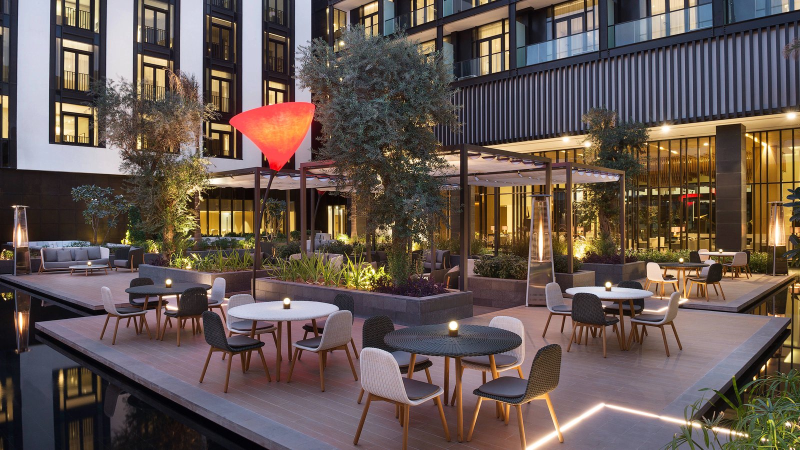La Ville Hotel & Suites CITY WALK, Dubai, Autograph Collection, vibe