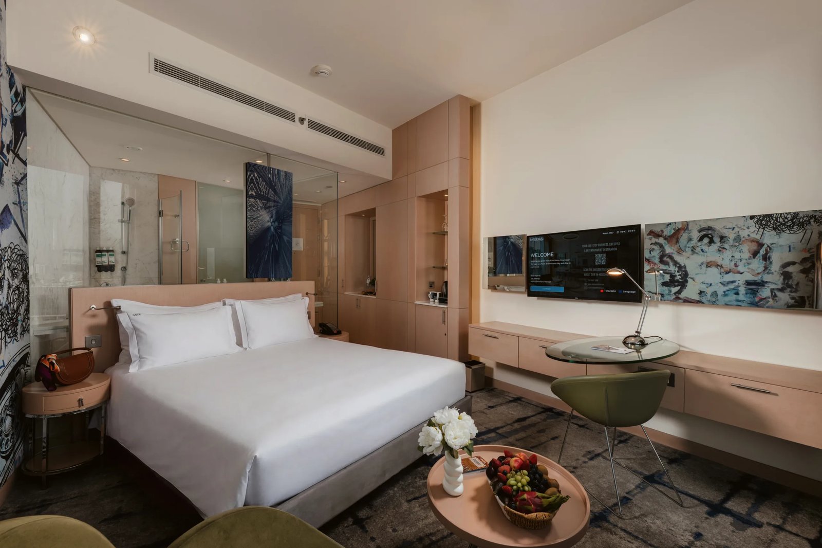 Media One Hotel, rooms