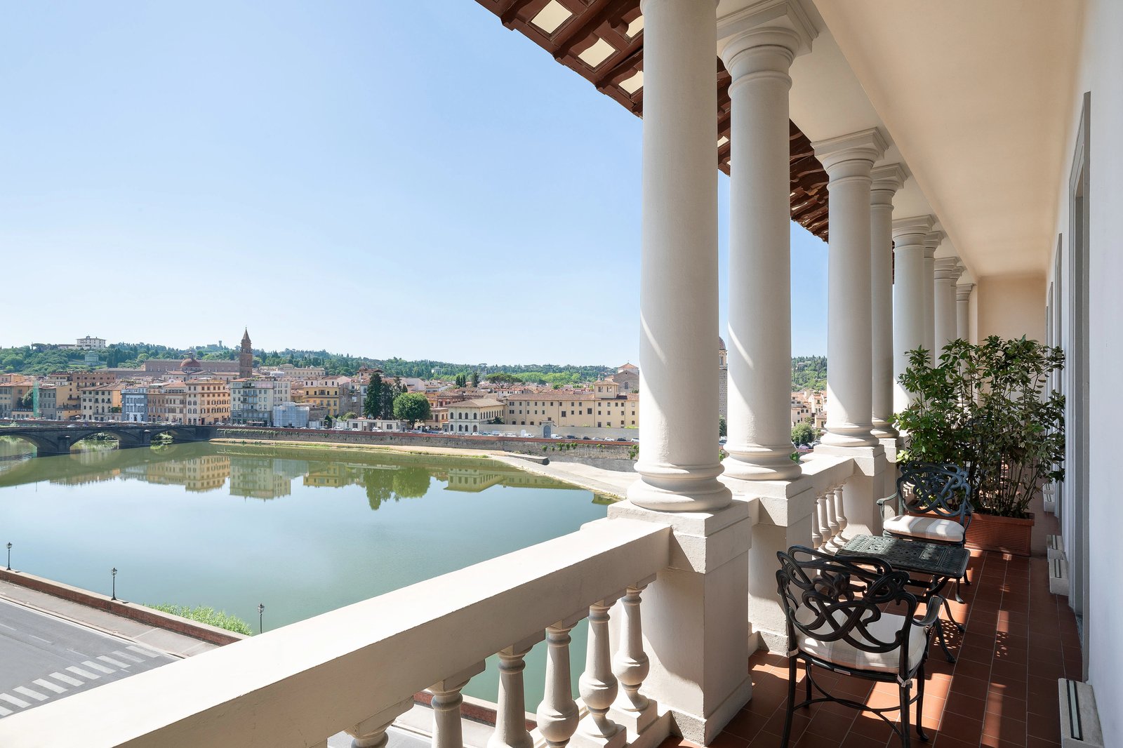 St. Regis Florence — vibe