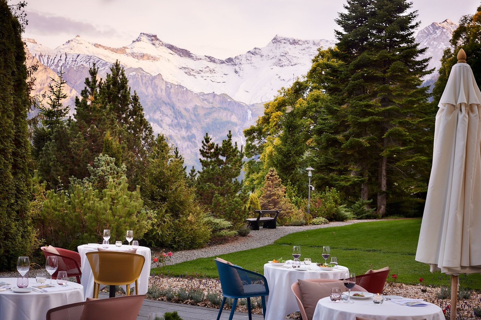 Parkhotel Bellevue & Spa, at the table