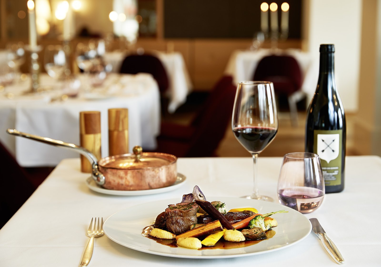 Parkhotel Bellevue & Spa, at the table