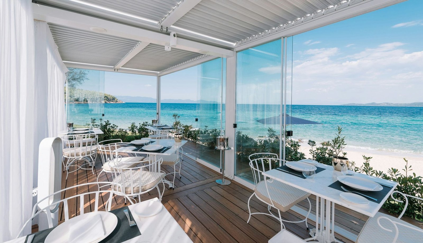 Avaton Luxury Beach Resort - Relais & Châteaux
