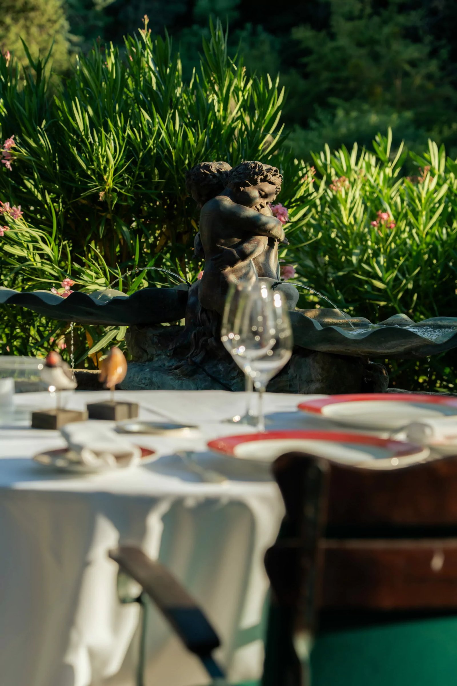Le Domaine d'Auriac, at the table