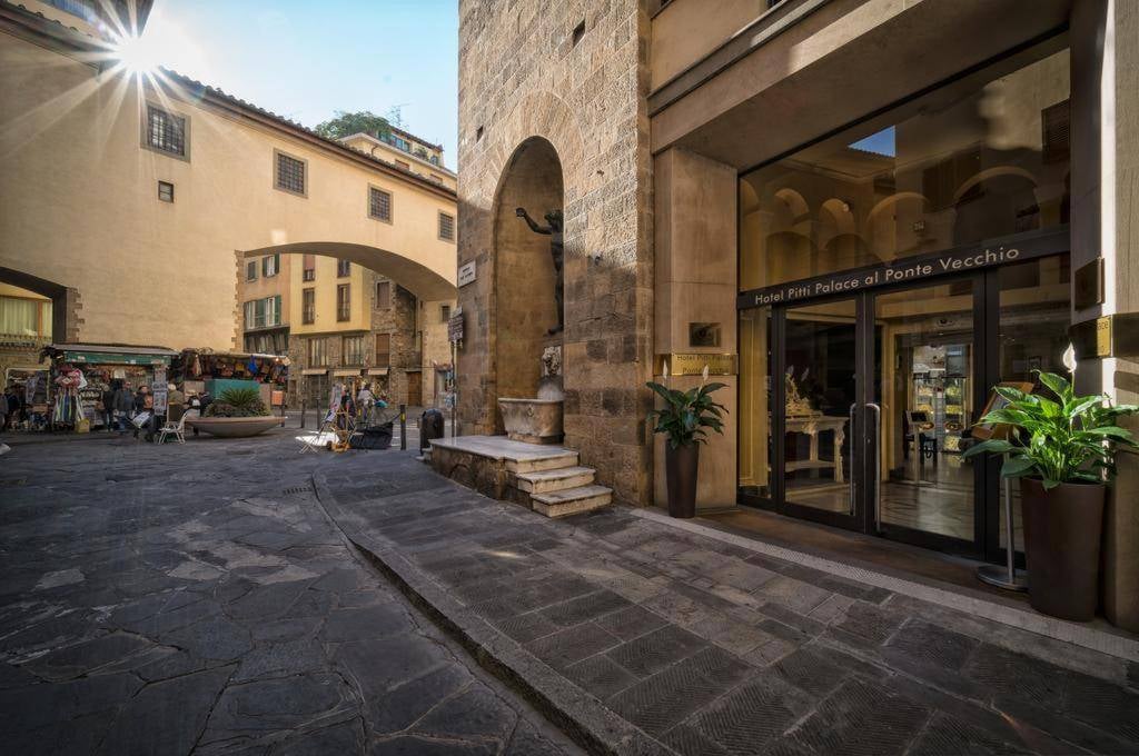 Hotel Pitti Palace al Ponte Vecchio — backstory