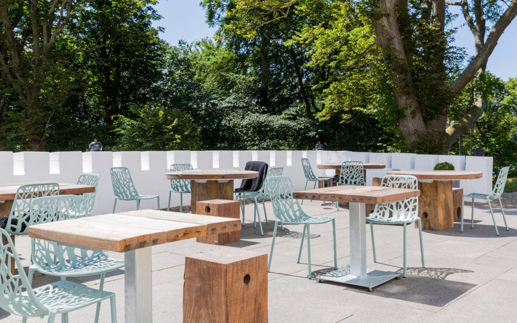 Dragsholm Castle, at the table