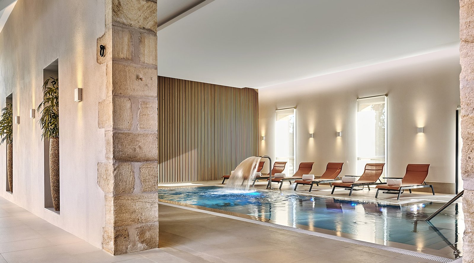 Château Saint-Jean, the pool