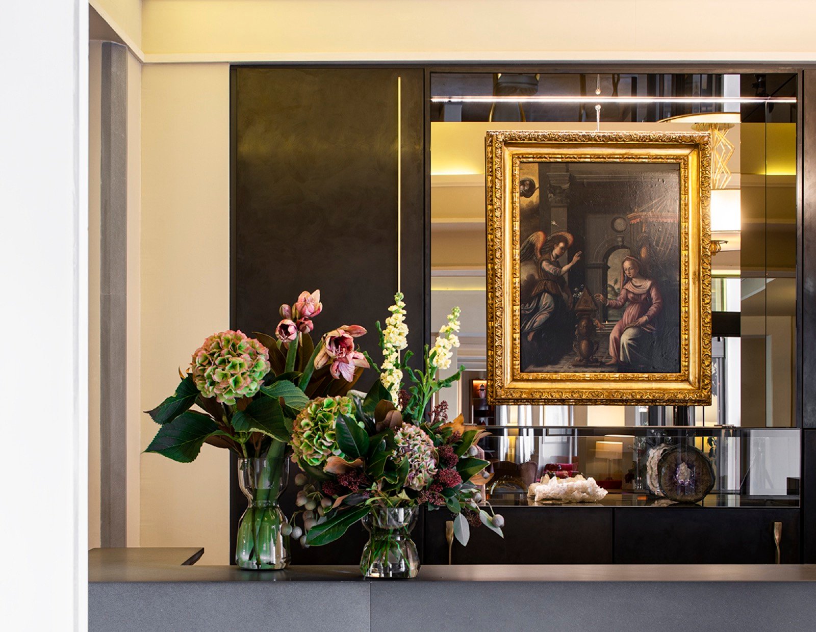 Grand Hotel Minerva — vibe