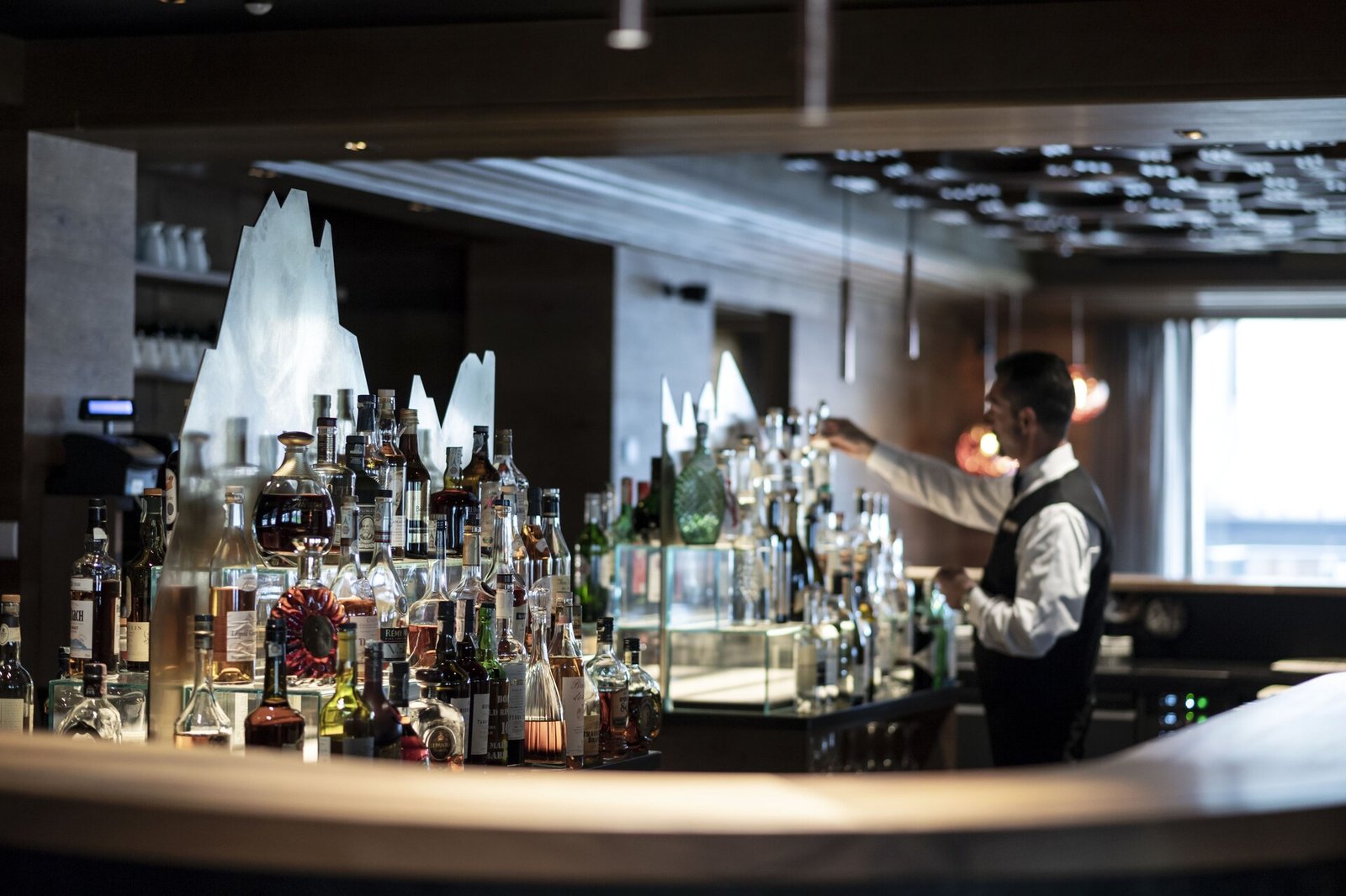 Hotel Cappella, at the table