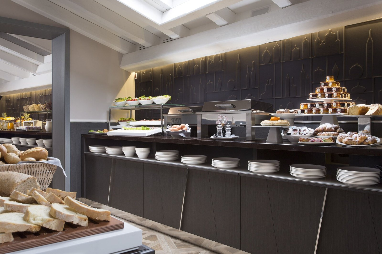 Hotel Spadai — eat & drink
