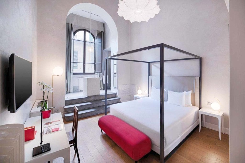 Hotel NH Collection Firenze Porta Rossa — rooms