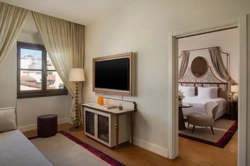 Hotel NH Collection Firenze Porta Rossa — rooms