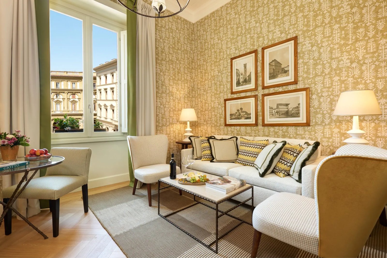 Hotel Savoy — rooms