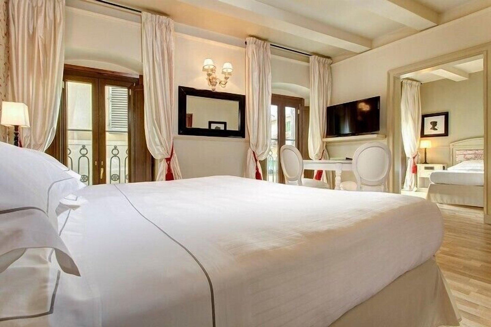 Grand Hotel Cavour — rooms