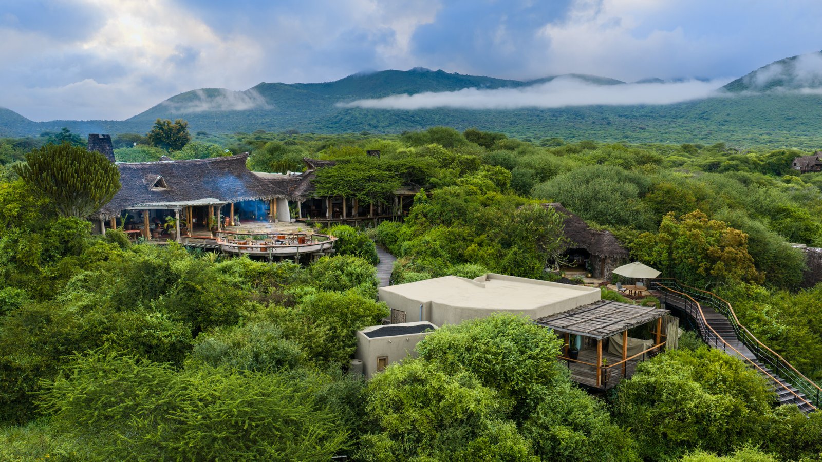Ol Donyo Lodge, backstory