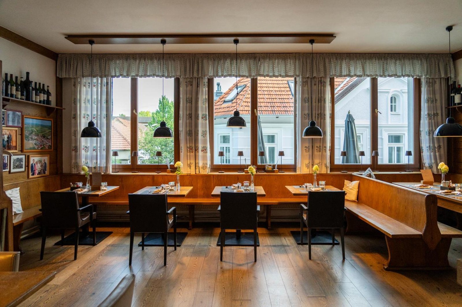 MÖRWALD Relais & Châteaux Hotel am Wagram, at the table