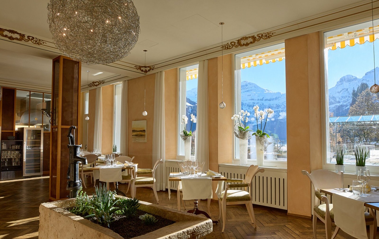 Lenkerhof gourmet spa resort - Relais & Châteaux, restaurant spettacolo