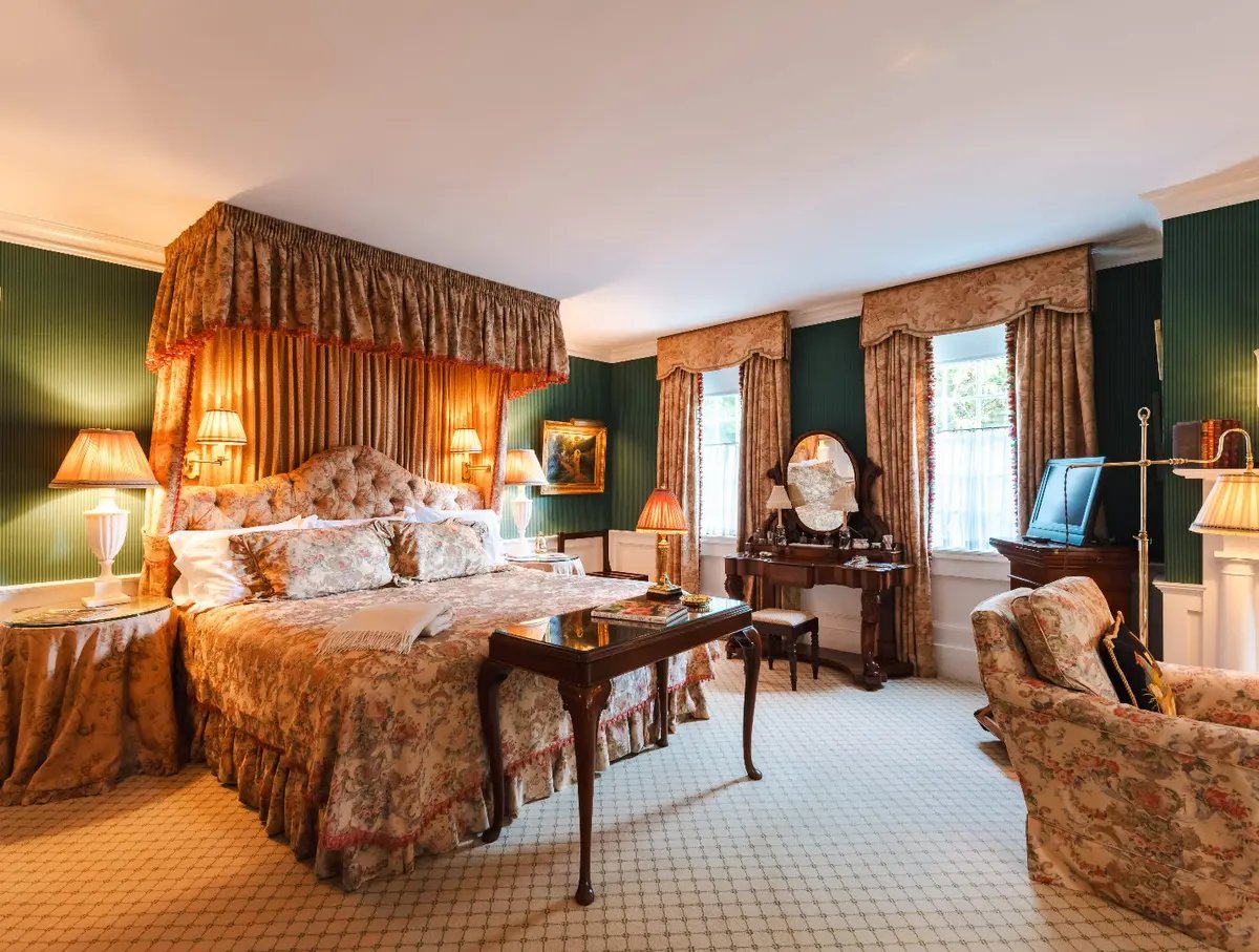The Charlotte Inn, rooms