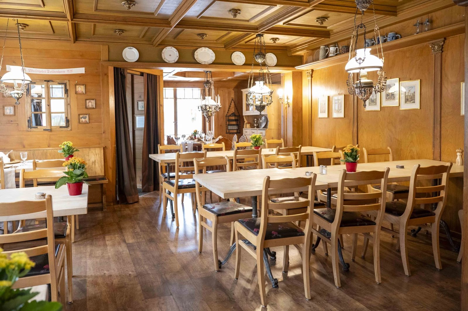 Waldhotel Doldenhorn, restaurant doldenhorn