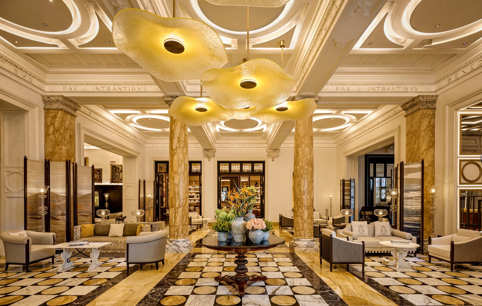 The Excelsior Hotel Florence — vibe
