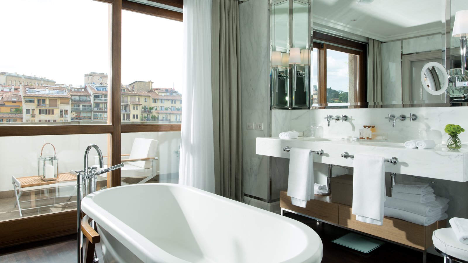 Portrait Firenze — rooms