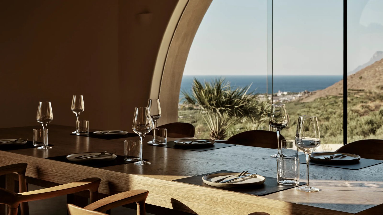 Tella Thera, anemoia restaurant