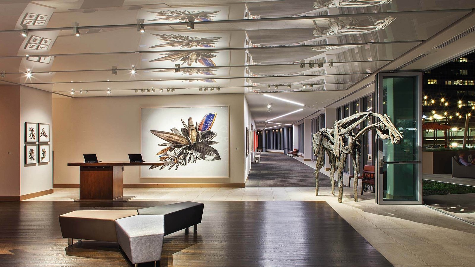 The Art Hotel Denver, Curio Collection by Hilton