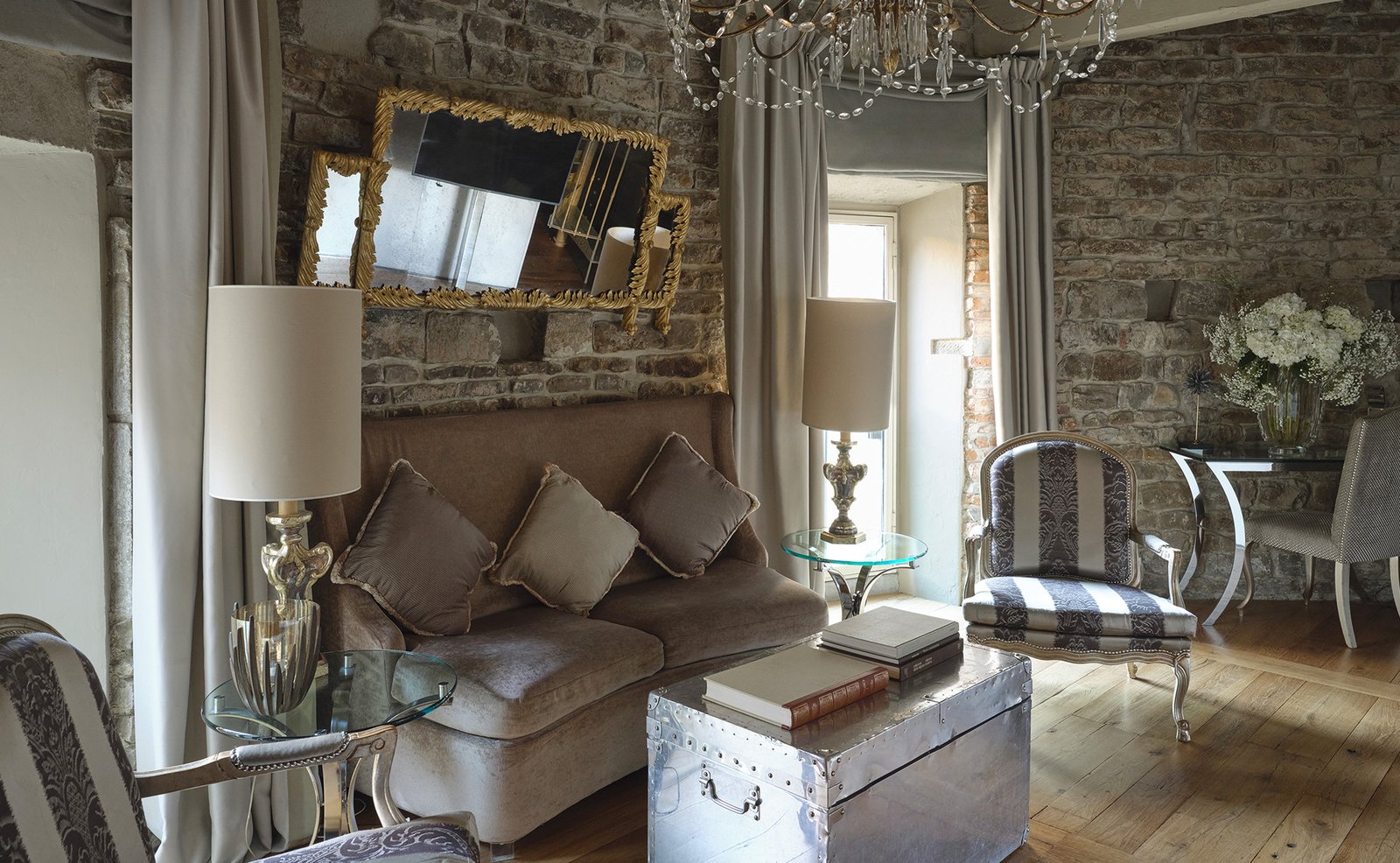 Hotel Brunelleschi — rooms