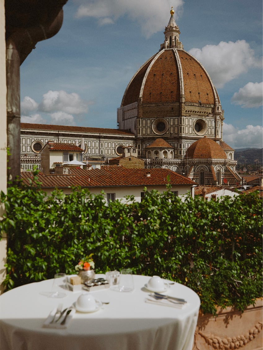 Hotel Brunelleschi, at the table