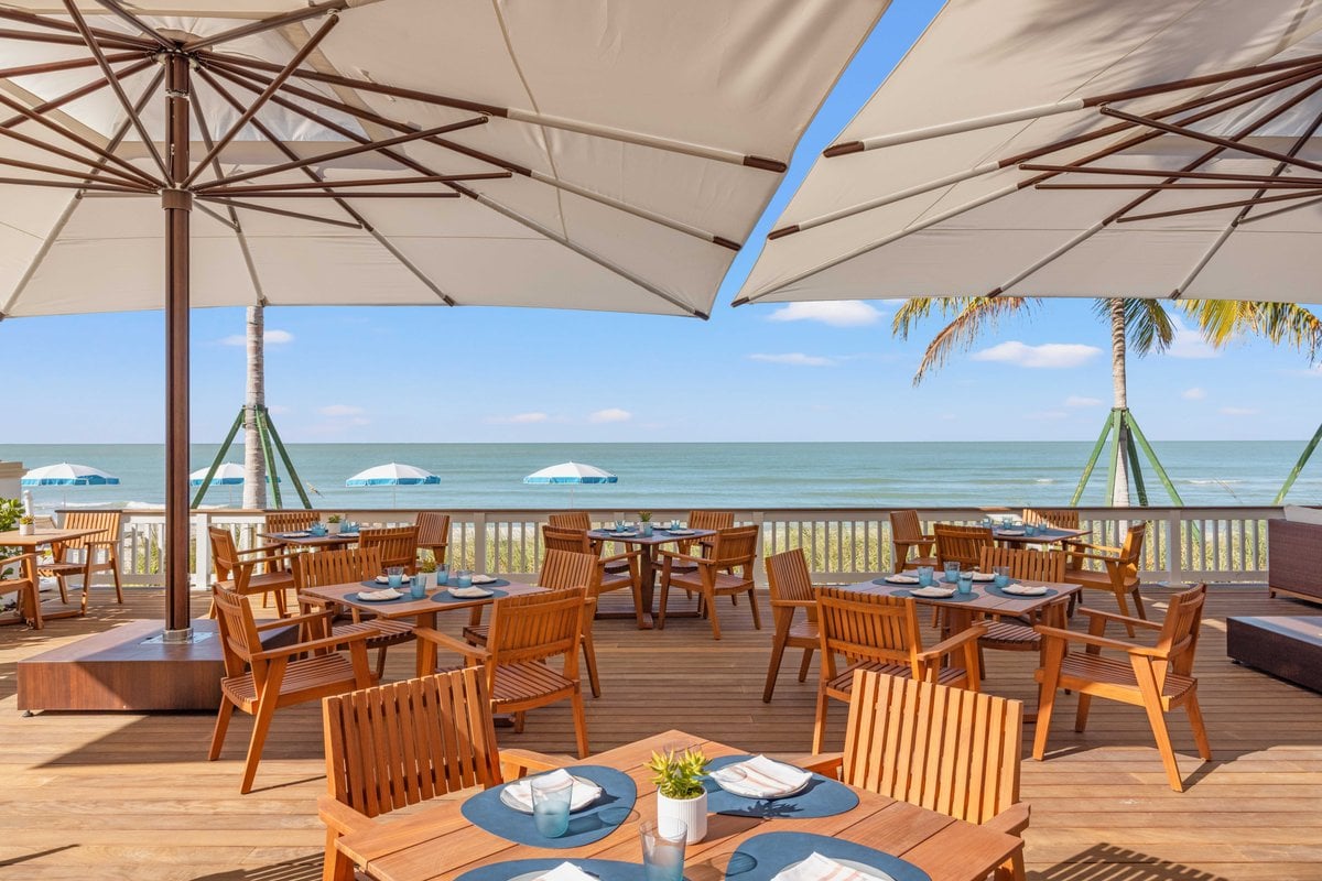 Naples Beach Club, A Four Seasons Resort