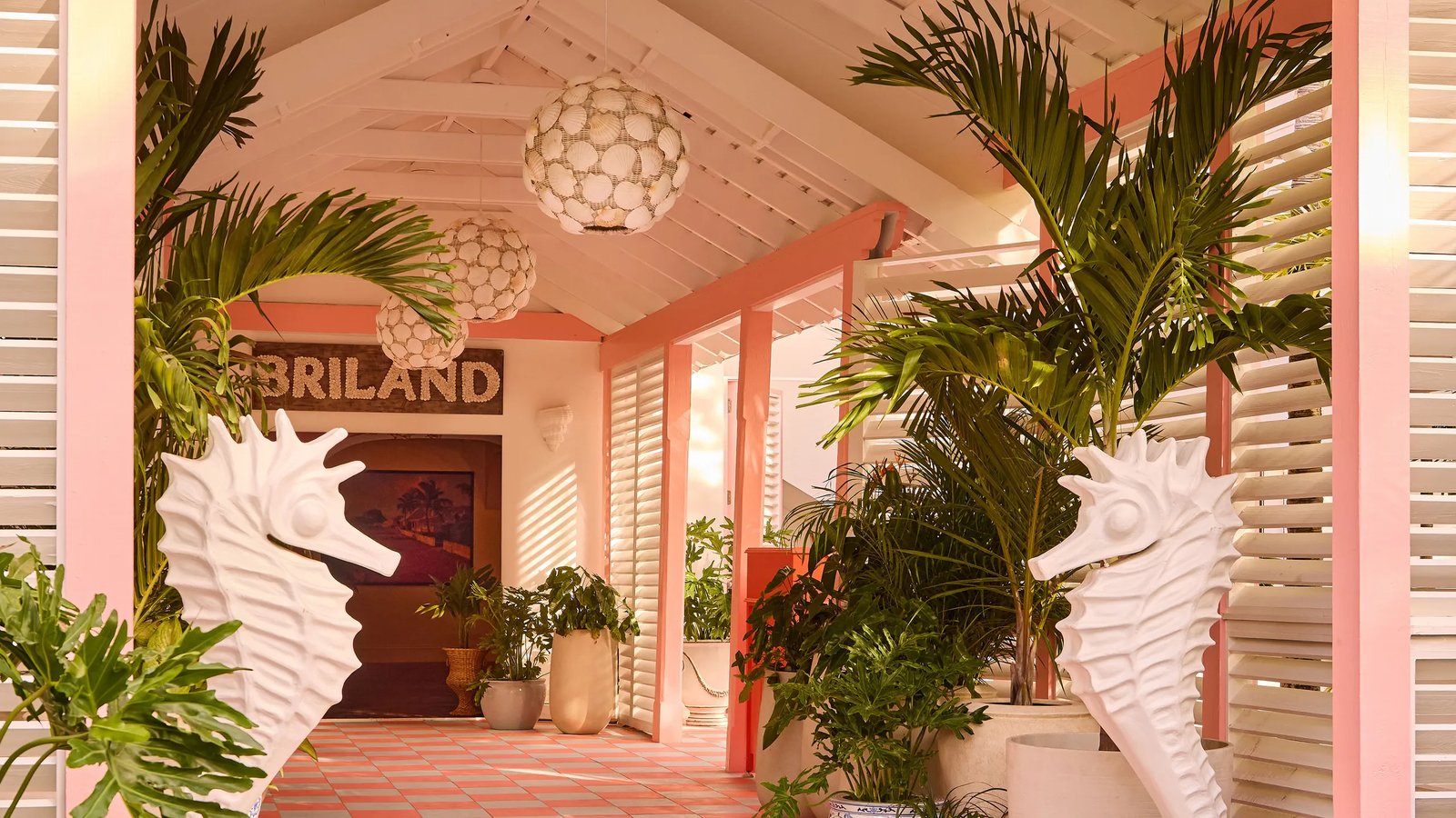 Coral Sands Inn & Cottages, Harbour Island