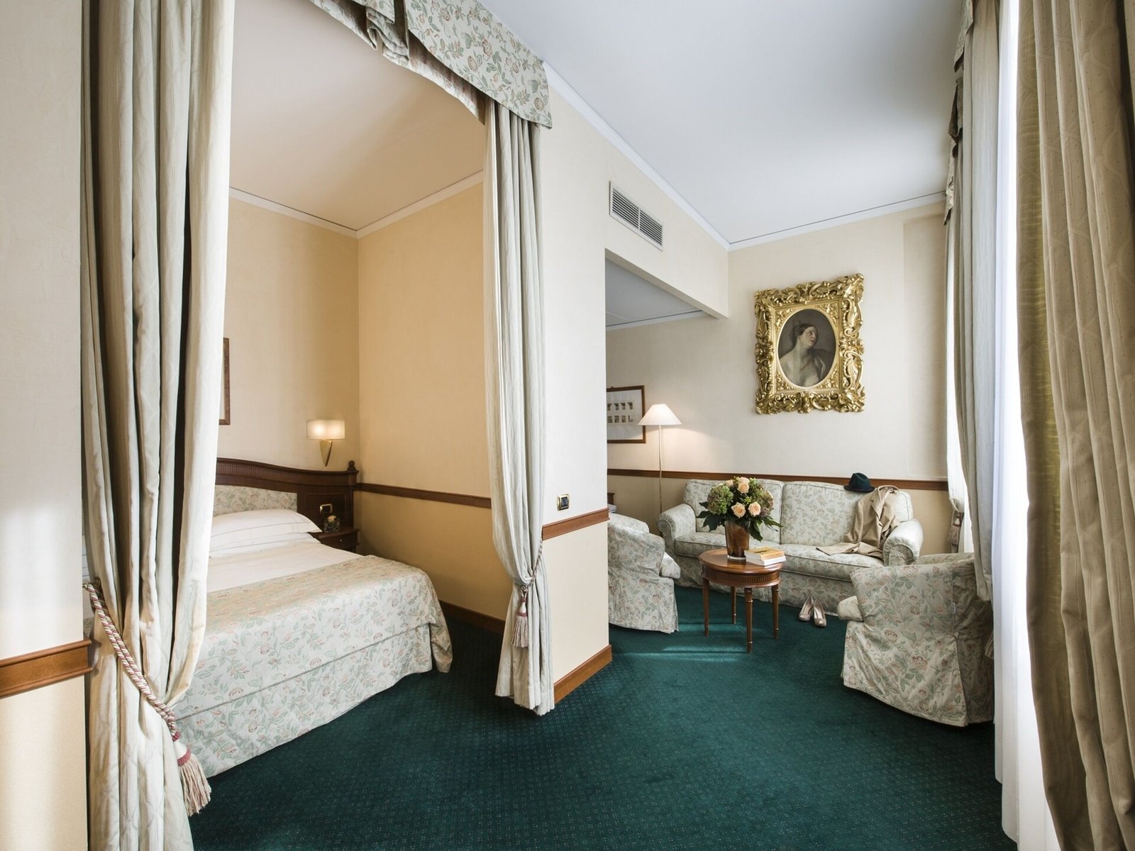 Hotel degli Orafi — rooms