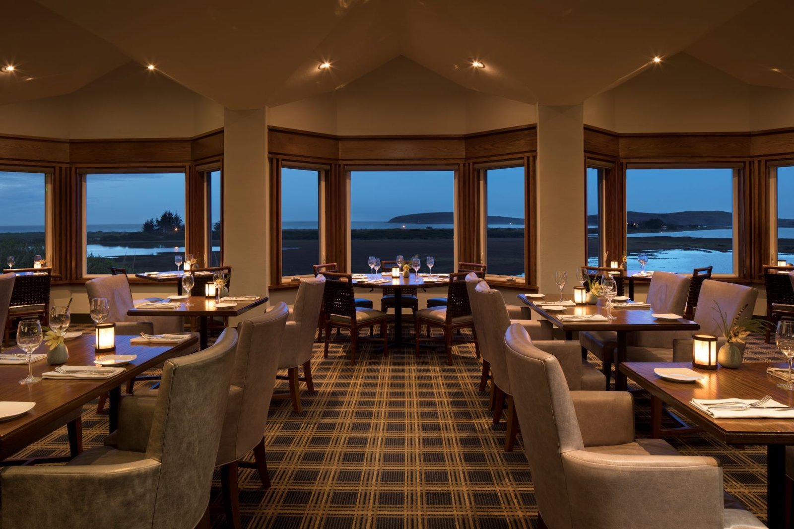 The Lodge at Bodega Bay, drakes fireside lounge