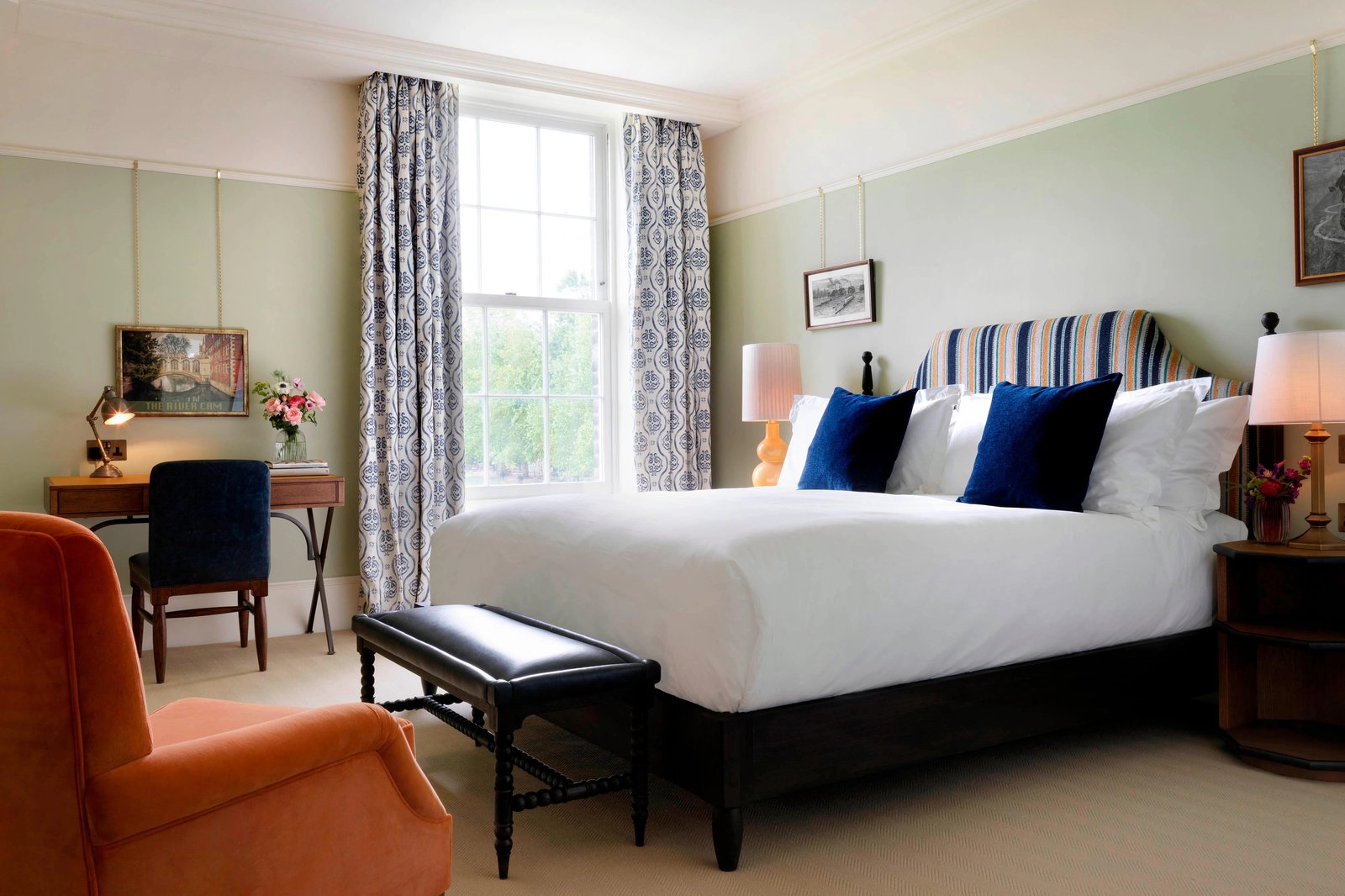 University Arms Hotel, rooms