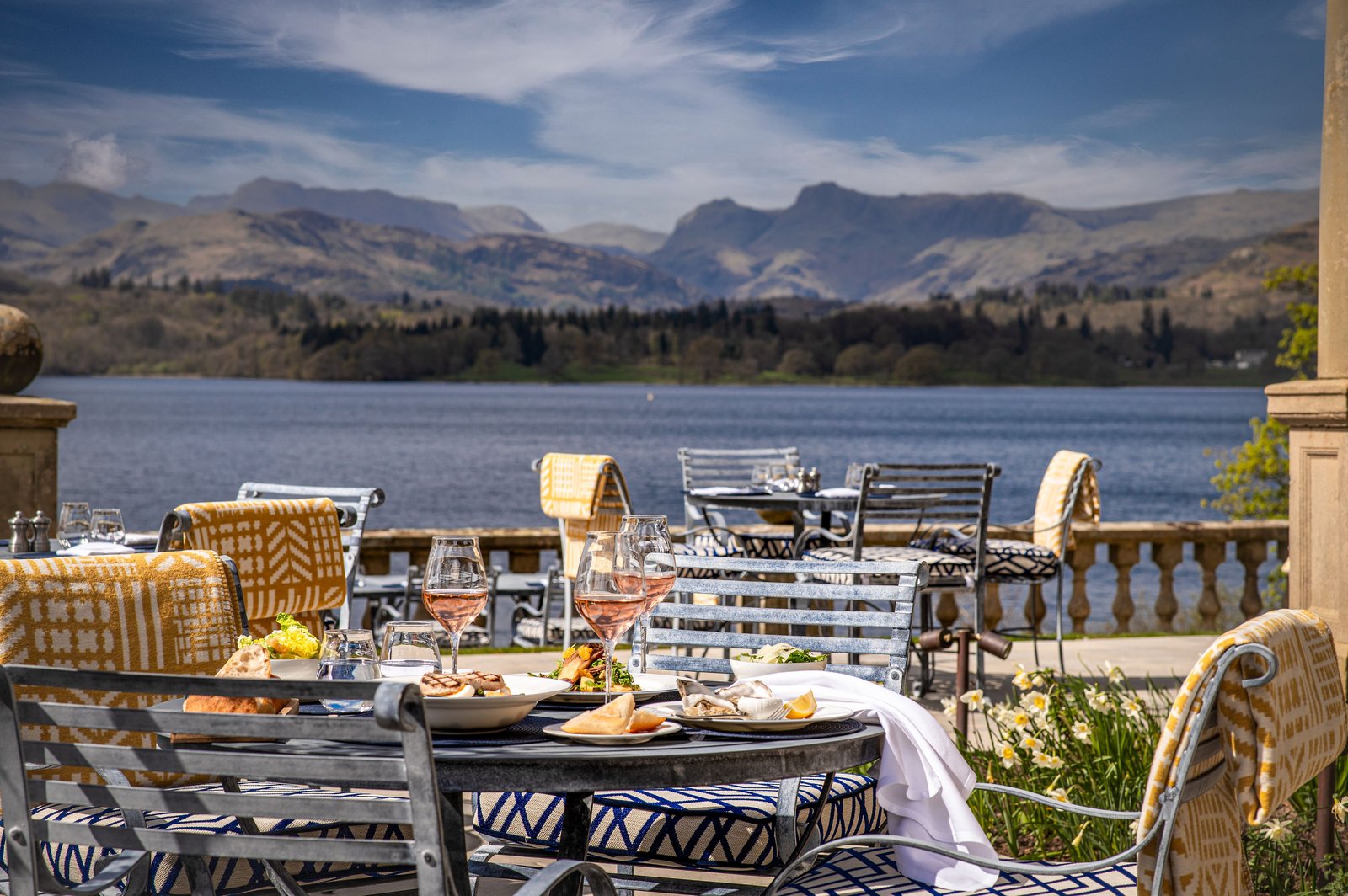Langdale Chase Hotel., the terrace